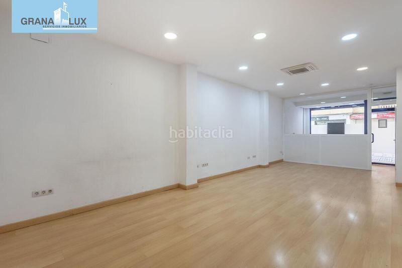 Foto 2470caa3-7a6c-4ab5-9a5c-9fea41a3315e. Local commercial dans Barrio de Zaidín Granada