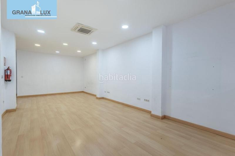 Foto 7af06a0e-ffd9-4537-92a4-e9eedc651d18. Local commercial dans Barrio de Zaidín Granada