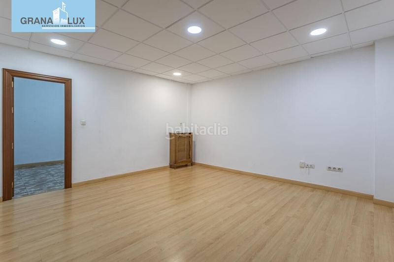 Foto ac6f97a4-2bfc-465b-9c8b-5dde11caf4ec. Local commercial dans Barrio de Zaidín Granada