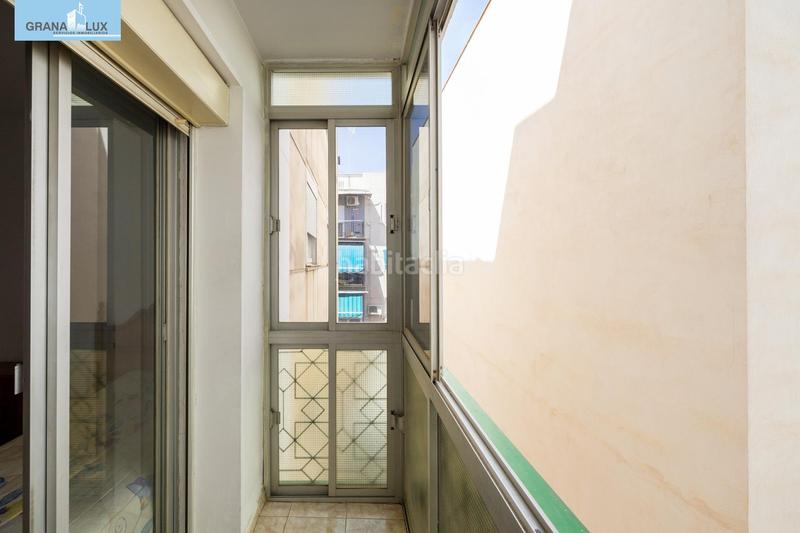 Foto b8874ed7-d6ff-4113-b8f7-98c63f6437c3. Pis a calle santa adela 48 a Barrio de Zaidín Granada