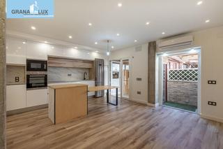 Piso  Calle isla cabrera. Impresionante piso en armilla