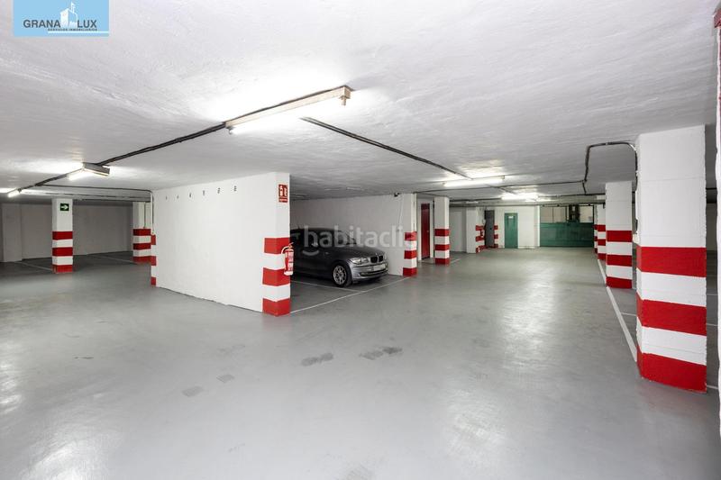 Foto f34e6bbf-4cbd-4964-afff-513f1327e0ad. Posto auto in Centro - Sagrario Granada