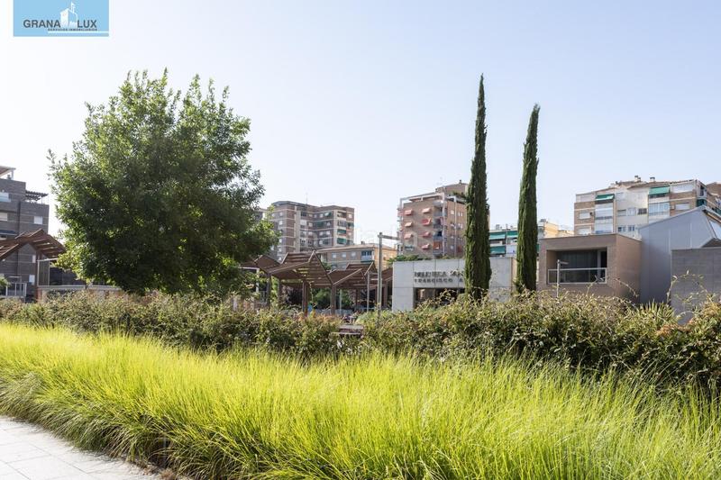 Foto 85ad3ad9-c826-49dd-a7f4-1ceb8005bda4. Aparcament cotxe a Barrio de Zaidín Granada