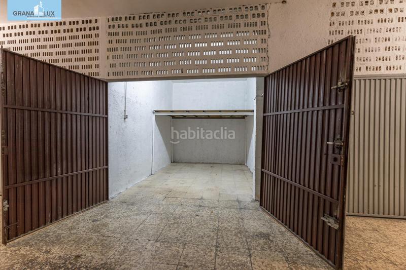 Foto ba405f68-7851-423a-be79-5e75455b173f. Aparcament cotxe a Barrio de Zaidín Granada