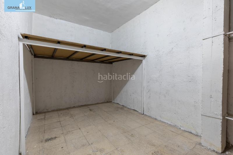 Foto dde60273-6a4b-4111-9841-d461af3db3cb. Aparcament cotxe a Barrio de Zaidín Granada