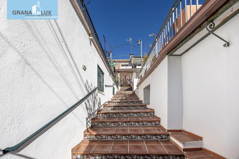 Foto 86173a63-5001-43c3-8f50-97cd9193bf39. Semi detached house with parking pool in Barrio de la Vega Monachil