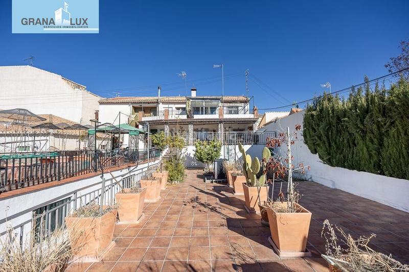 Foto 8db892f3-3bbd-4ed5-b568-7afd44302f90. Semi detached house with parking pool in Barrio de la Vega Monachil