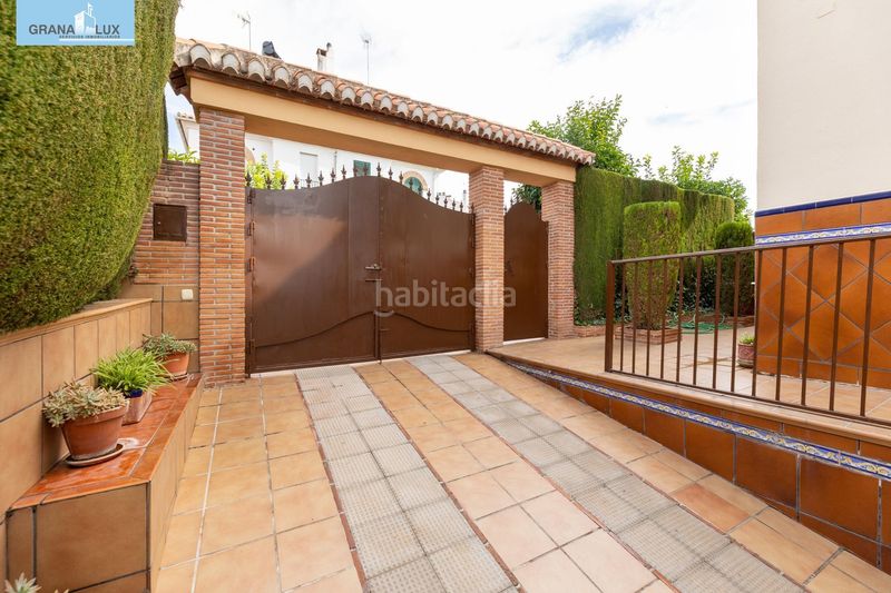 Foto 946d1a15-91d6-494d-a18e-a2fffa1e37bf. Casa adossada amb aparcament piscina a Peligros