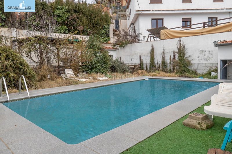 Foto 15edb872-fc2e-4d40-9d5b-36ab9d4f827a. Chalet casa independiente con piscina y vistas a sierra nevada en huétor santillán a solo 15 minutos de granada en Huétor de Santillán