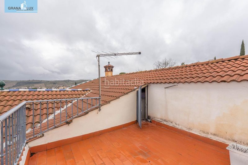 Foto 8294a8da-8299-42b6-9502-3e1ecc2ec1bc. Chalet casa independiente con piscina y vistas a sierra nevada en huétor santillán a solo 15 minutos de granada en Huétor de Santillán