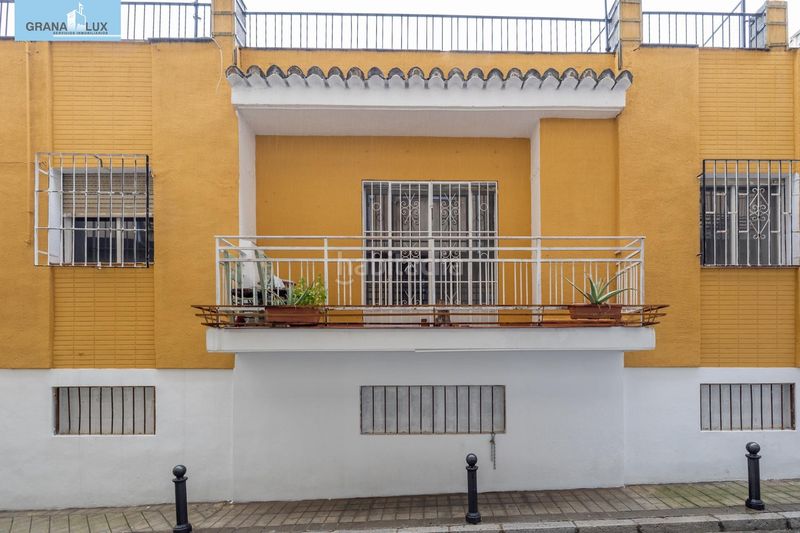 Foto 4c3537cd-baf0-4697-92b5-19e162022ed3. Piso  de tres dormitorios en el realejo en San Matías - Realejo Granada