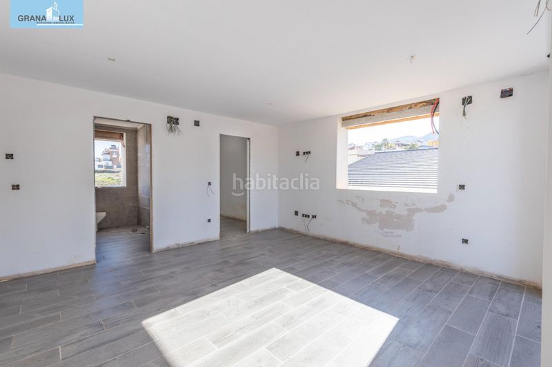 Foto 5aa0a1a2-a0db-452d-995d-34a1e8606e6d. Xalet amb aparcament piscina a Dílar