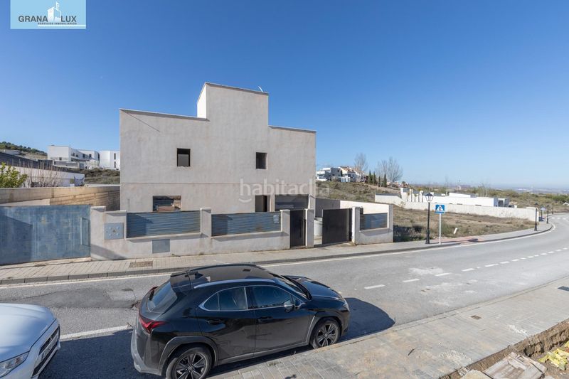 Foto de35af06-ff2e-4367-8a4b-18c189f66f43. Xalet amb aparcament piscina a Dílar