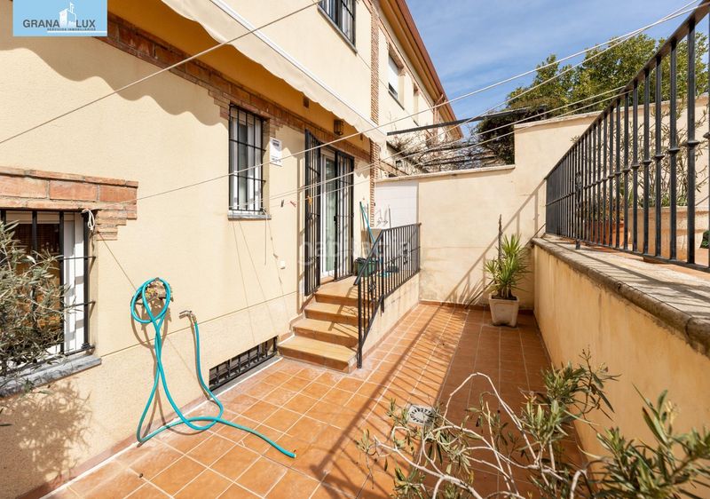 Foto 080bc2f6-41f3-48d4-aeb2-7500d8e66bfe. Casa amb aparcament a Ogíjares