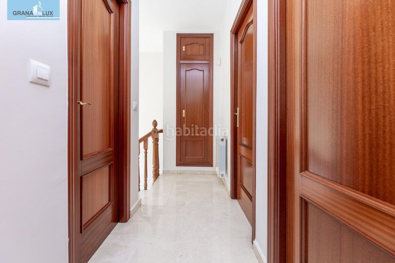 Foto b673edf5-ffc7-4a32-96d8-cf2745bd5cdc. Casa amb aparcament a Ogíjares