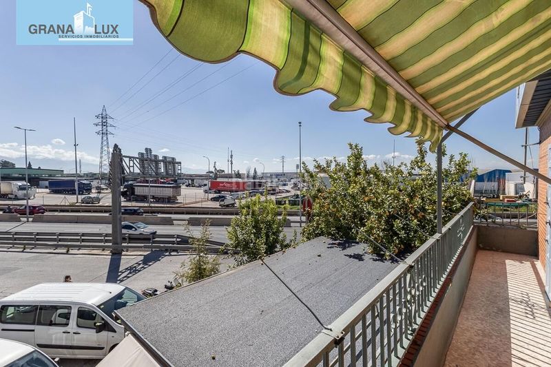 Foto 1b859fc3-921b-46fc-aa4c-315726d73827. Local comercial a Atarfe