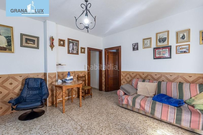 Foto 2802f5c1-ad14-4d23-99e8-cf133dcb59ec. Local comercial a Atarfe