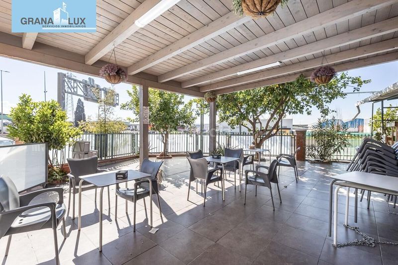 Foto b29ed07c-5a96-49f7-937c-9b2c24185114. Local comercial a Atarfe