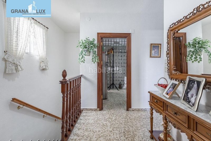 Foto c3548637-d52f-4c28-a460-1c951654dcef. Local comercial a Atarfe