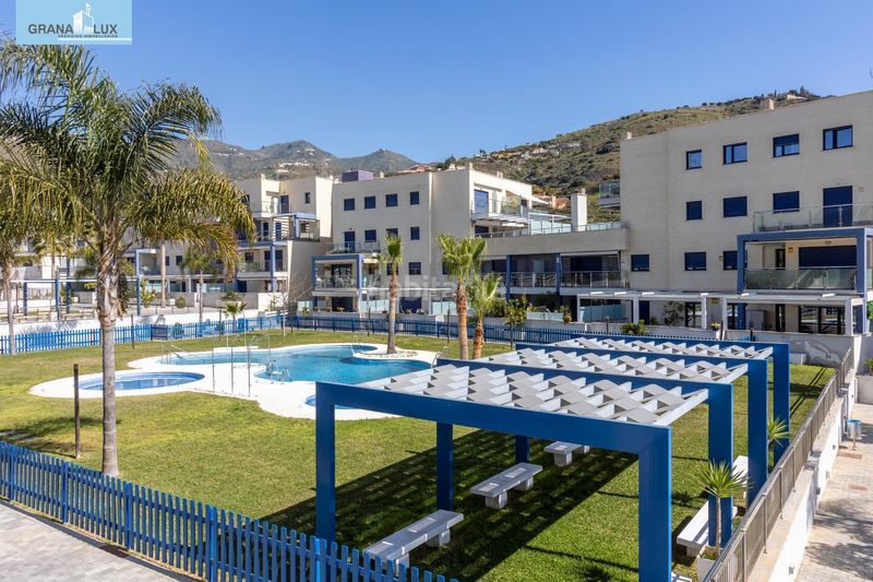 Foto 0b90387f-3d9c-44ff-bd87-8382452a5354. Pis amb aparcament piscina a Almuñecar centro Almuñécar