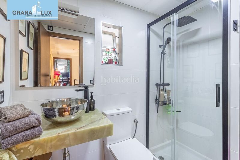 Foto d47764d2-7d2f-40db-85e8-8b3ad433d7b1. Casa aparellada amb aparcament piscina a Barrio de la Vega Monachil