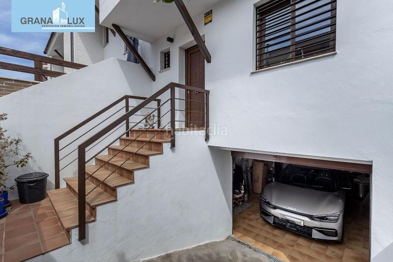 Foto f9e1cade-53c1-488e-8633-b817299010cb. Casa aparellada amb aparcament piscina a Barrio de la Vega Monachil