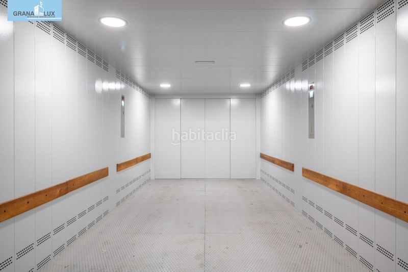 Foto ae90d9e1-b28f-43e8-8989-d80061165834. Pis amb aparcament a Centro Histórico Málaga