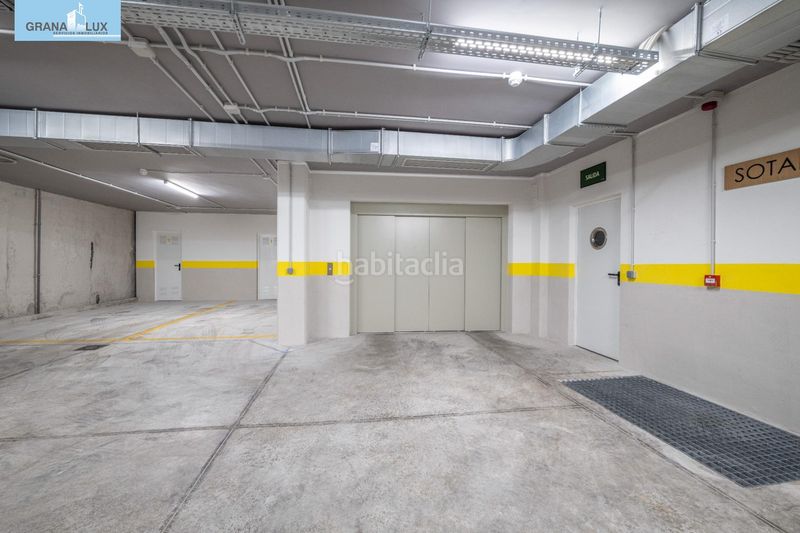 Foto b20c56e9-a485-4b55-89d2-d0ad26767c17. Pis amb aparcament a Centro Histórico Málaga