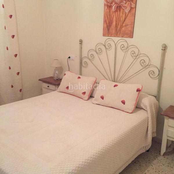 Foto 019b0adb-f698-44a8-a865-a9808fc8f902. Rent semi detached house with fireplace in La Barrosa Chiclana de la Frontera