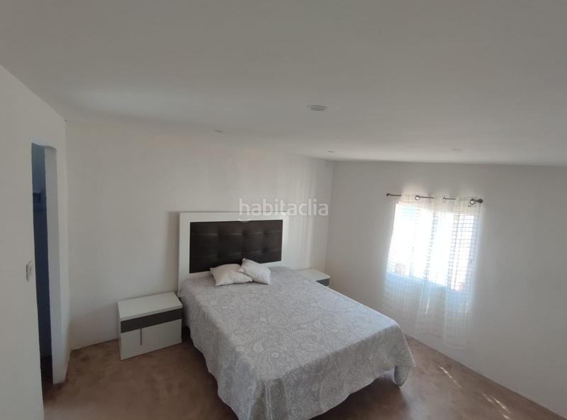Foto 112d2055-a94b-4d36-a169-3fb04a9d3e0b. Rent house in Los Gallos Chiclana de la Frontera