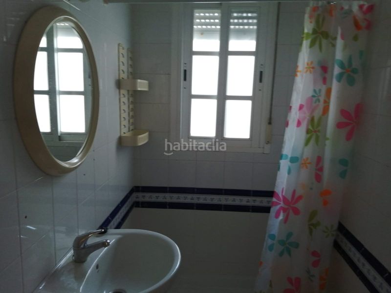 Foto c7006720-ab6a-4125-bcfe-fb999b03bcb0. Rent apartment in La Barrosa Chiclana de la Frontera