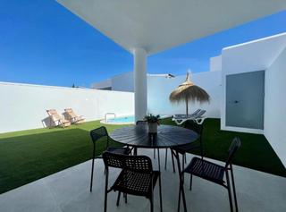 Rent Chalet  Callejon rueda la bota. Alquiler larga duración.