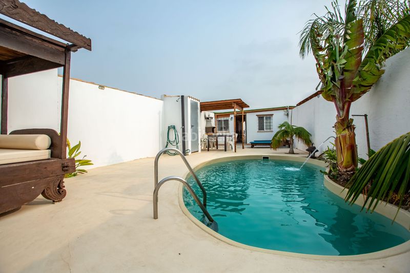 Foto a7facc21-f2a3-4dae-9837-fc680e6b0494. Miete appartement mit parking pool in Las Lagunas - Campano Chiclana de la Frontera