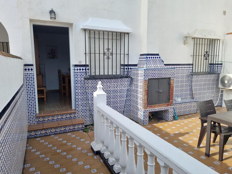 Foto ee892731-7953-47fc-bbc2-257fa27a3c22. Alquiler apartamento alquiler de septiembre a junio de 2026. en Chiclana de la Frontera