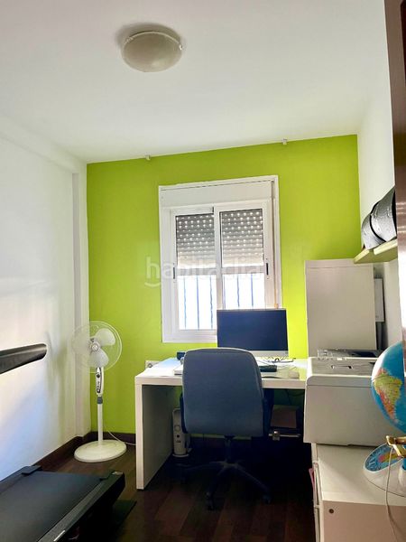 Foto 149cf81e-152e-4786-a943-7e73f388416f. Pis amb aparcament a La Banda - Campo de Fútbol Chiclana de la Frontera