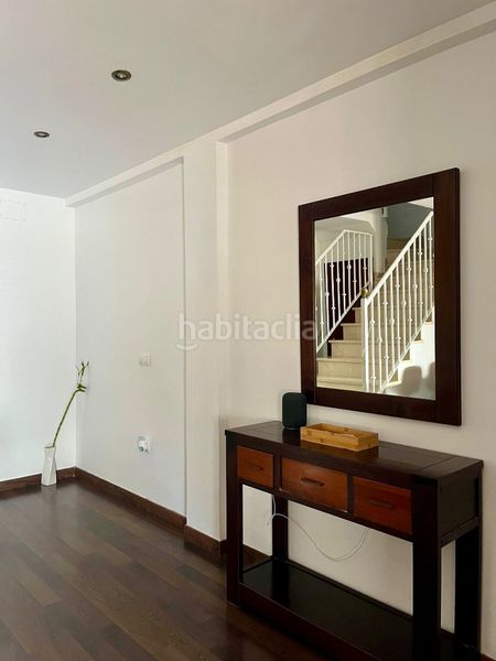 Foto fd71f6b8-9ad3-40e3-99a2-4d12c1f19c6a. Pis amb aparcament a La Banda - Campo de Fútbol Chiclana de la Frontera