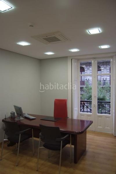 Foto 057f9c22-ce24-4c7c-b56d-4bfa1e2939c9. Piso centro de negocios junto a gran vía. en Ensanche - Moyua - Diputación Bilbao