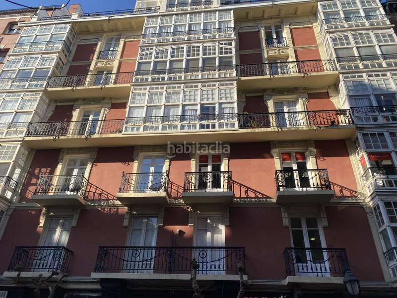 Foto b0f0268a-8b54-4517-b2e5-cbc970eec48c. Piso centro de negocios junto a gran vía. en Ensanche - Moyua - Diputación Bilbao