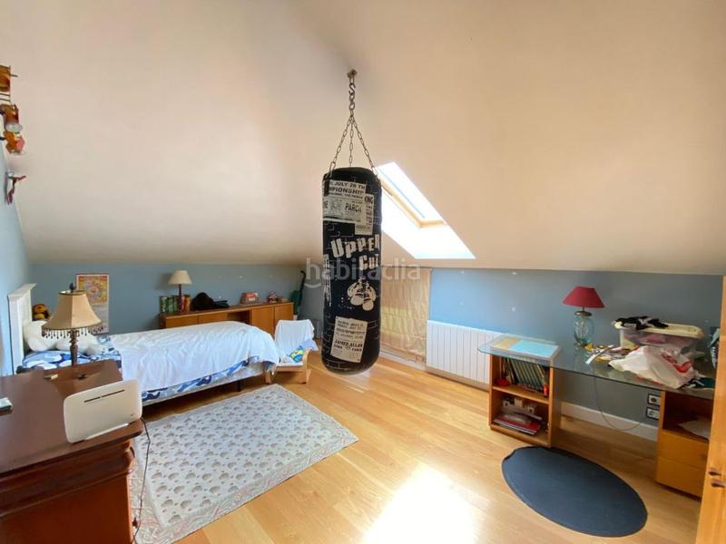 Foto 0f66e8c2-0ba0-48b9-9816-d96513eb1413. Chalet  unifamiliar ubicado en bosque autóctono , a tres min de núcleo urbano . en Loiu