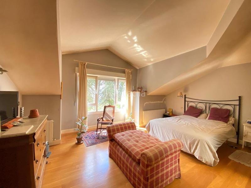 Foto 86990355-7701-43dd-a1b9-3dd1d0f7da86. Chalet  unifamiliar ubicado en bosque autóctono , a tres min de núcleo urbano . en Loiu