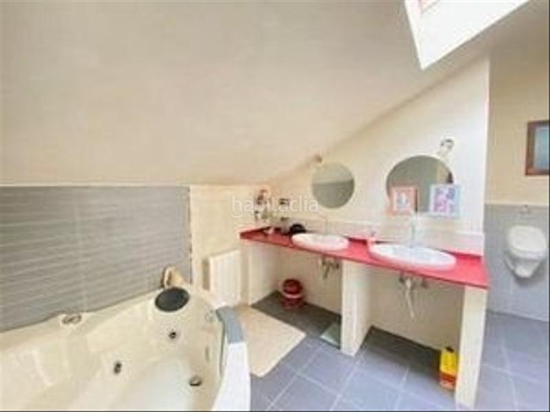 Foto e45a5f80-a330-470f-a6b6-acf82cd33d4f. Chalet  unifamiliar ubicado en bosque autóctono , a tres min de núcleo urbano . en Loiu