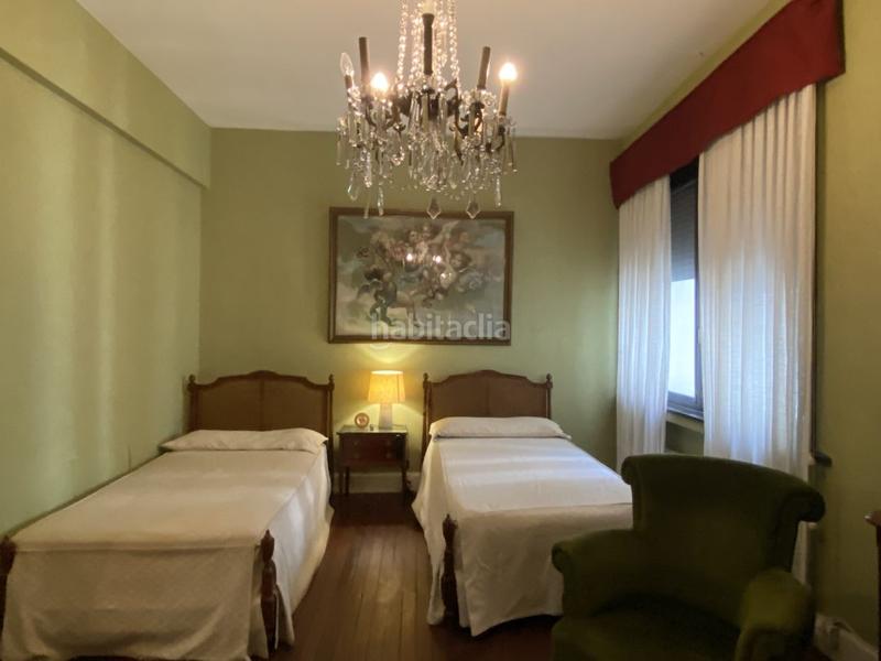 Foto 4deae350-82e4-4da0-ba58-7be86598d413. Piso excepcional vivienda en primera línea del paseo de campo volantín en Bilbao