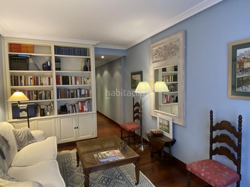 Foto 1b3bd6ba-5ee9-4eca-a537-ed12fad7f4f7. Dúplex espectacular dúplex en el campo volantín en Bilbao