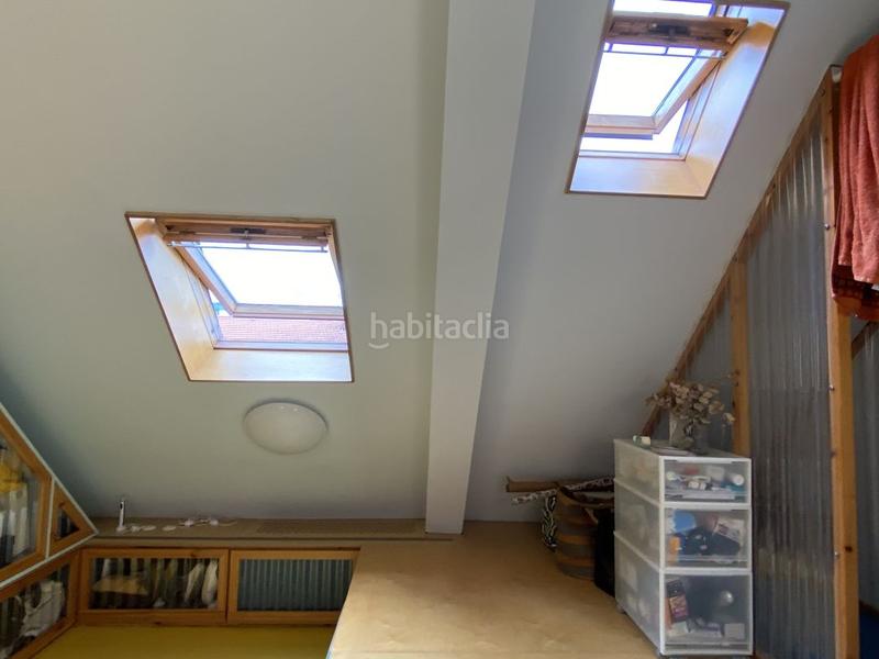 Foto c073007f-a8f7-4afc-822a-8ba571e99100. Piso ático de diseño en la zona del guggenheim. en Bilbao