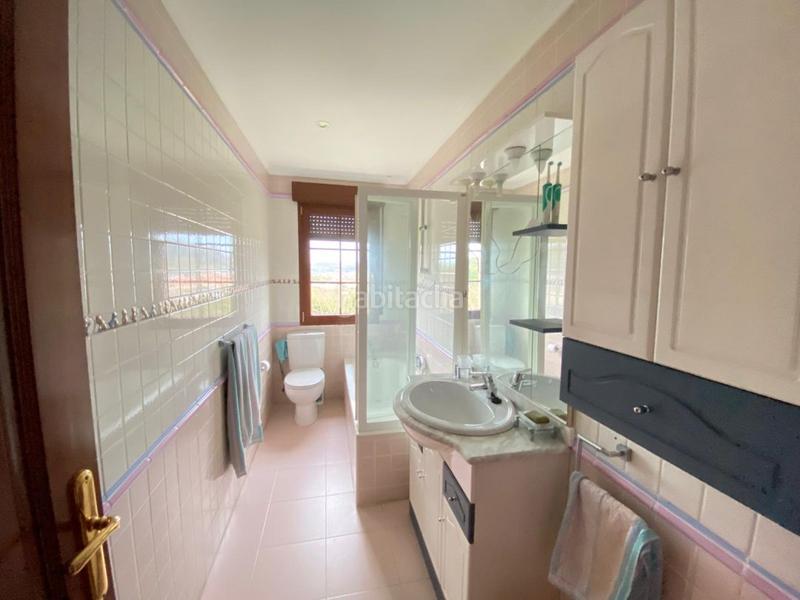 Foto 0e6751f4-13bf-49ef-9f75-f72d6c4c73e7. Chalet gran chalet unifamiliar , cercano a núcleo urbano y servicios . en Barrika