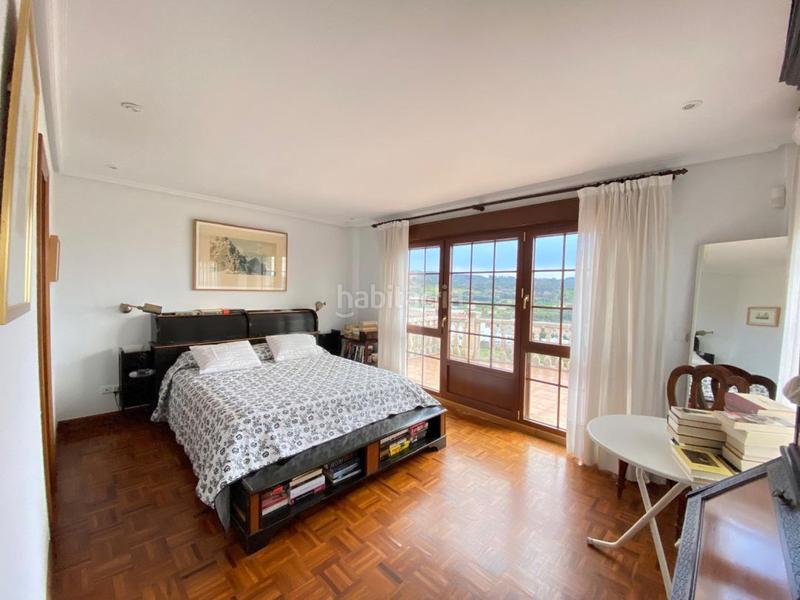 Foto 4952f123-4c7a-4eaa-85dd-9977a59150b1. Chalet gran chalet unifamiliar , cercano a núcleo urbano y servicios . en Barrika