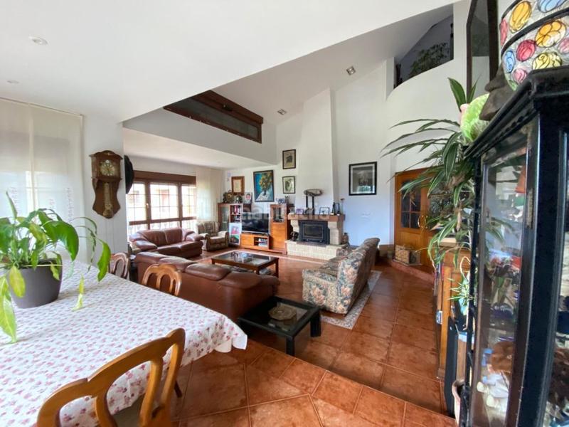 Foto 54307708-b366-4bea-bf3e-ce5237486c8a. Chalet gran chalet unifamiliar , cercano a núcleo urbano y servicios . en Barrika