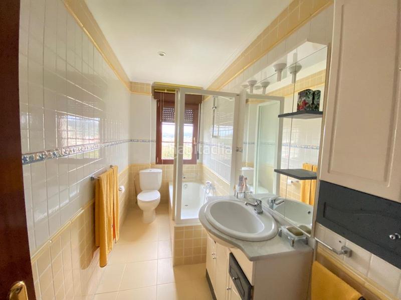 Foto 551c07d3-24b5-4591-b412-1f67bd37a53f. Chalet gran chalet unifamiliar , cercano a núcleo urbano y servicios . en Barrika