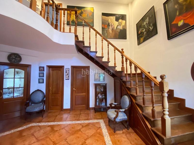 Foto 75ac07e6-8d2a-4d41-b93b-ae1f8feac3ad. Chalet gran chalet unifamiliar , cercano a núcleo urbano y servicios . en Barrika