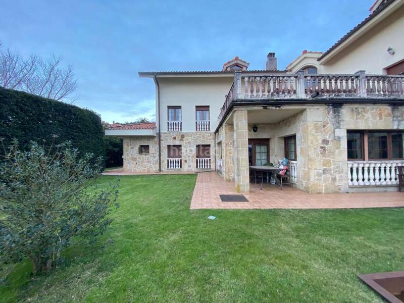 Foto a00bf294-190c-45ae-bec6-5afd352e36fb. Chalet gran chalet unifamiliar , cercano a núcleo urbano y servicios . en Barrika